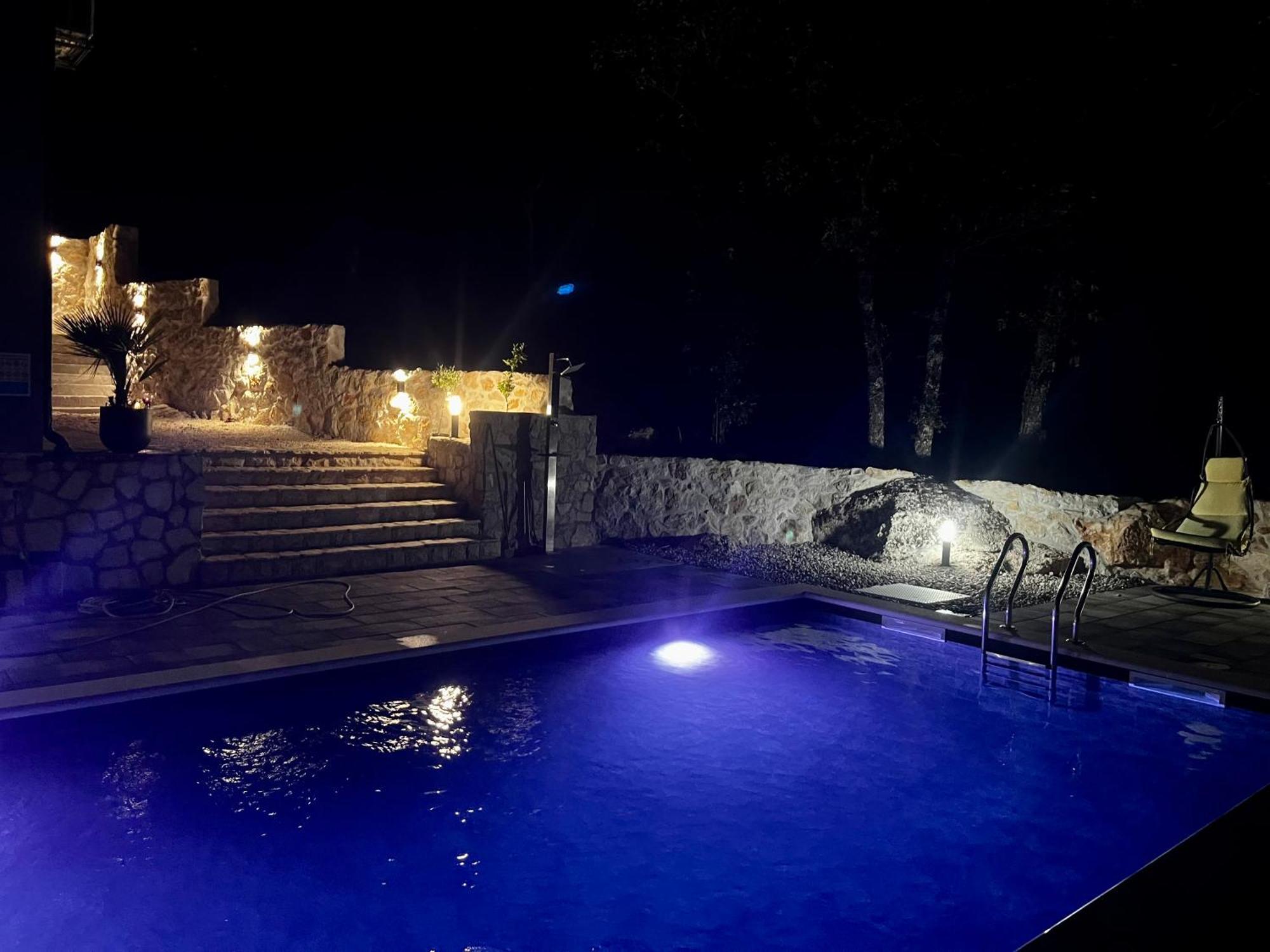 Luxury Villa Andrea Vrzika In Forest Near The Sea Zagvozd ภายนอก รูปภาพ