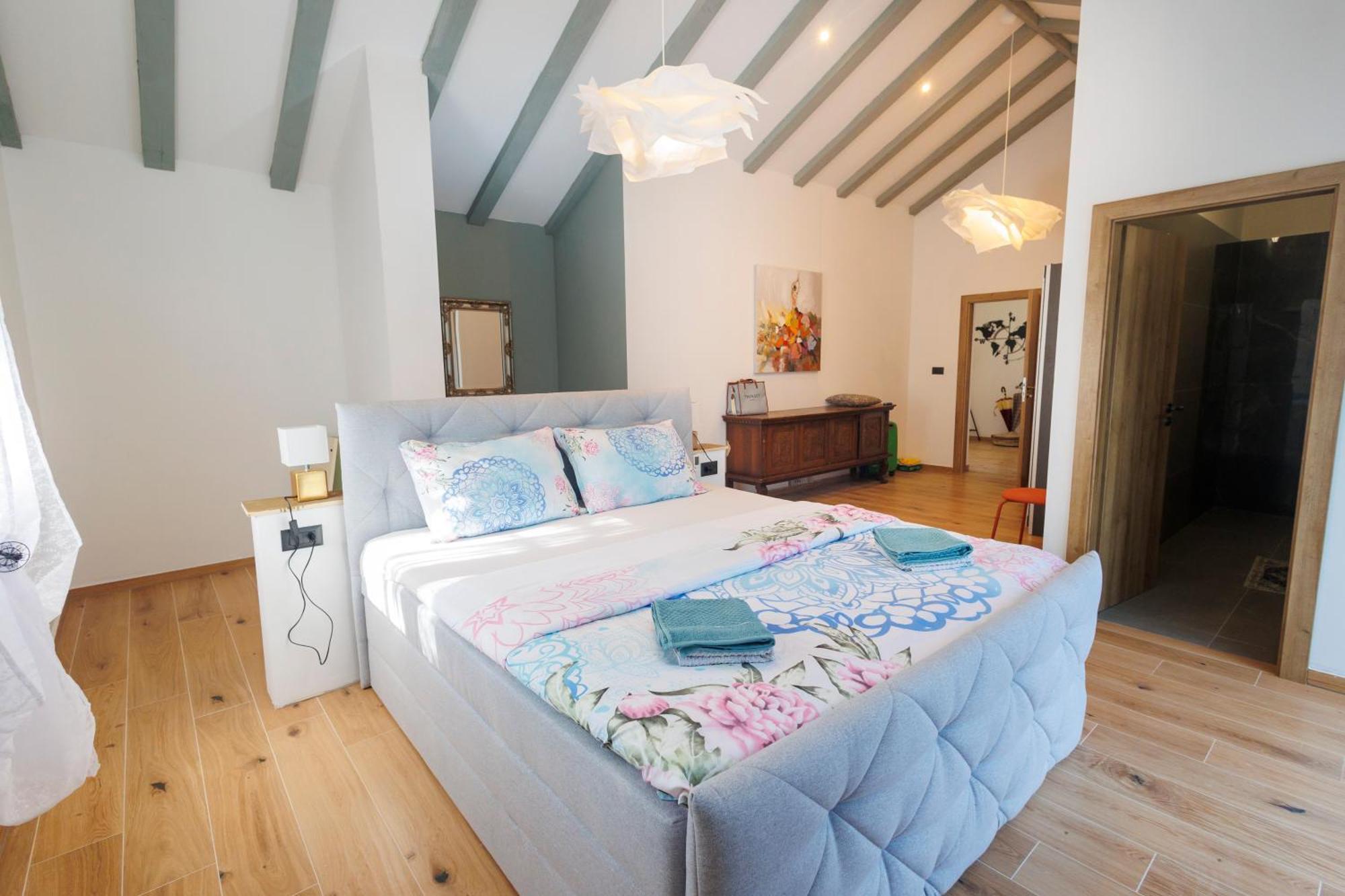 Luxury Villa Andrea Vrzika In Forest Near The Sea Zagvozd ภายนอก รูปภาพ