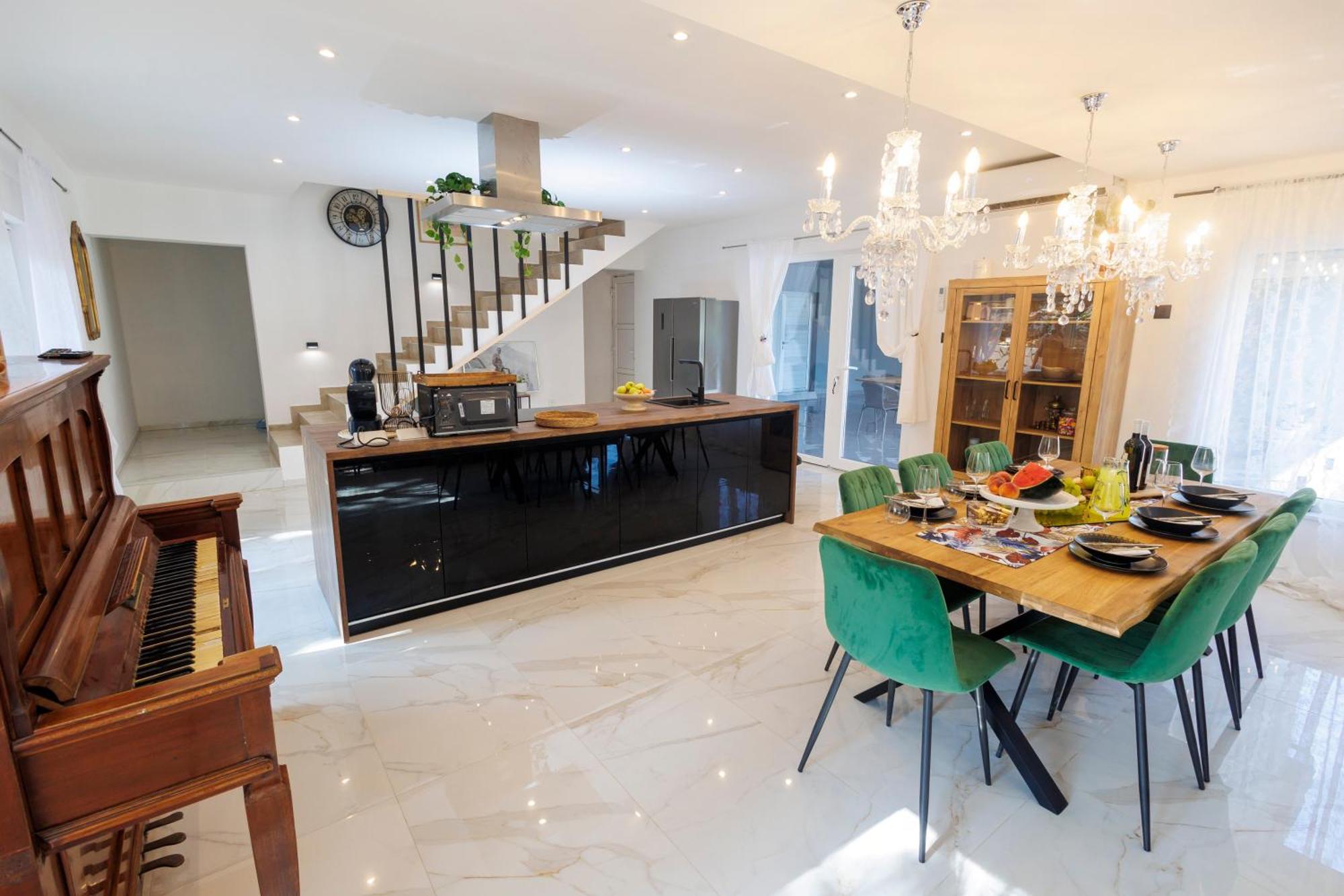 Luxury Villa Andrea Vrzika In Forest Near The Sea Zagvozd ภายนอก รูปภาพ