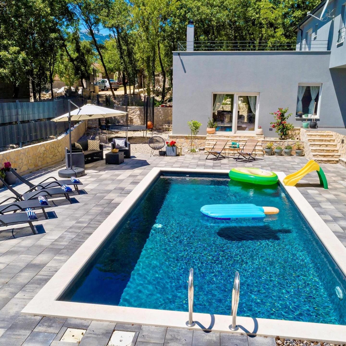 Luxury Villa Andrea Vrzika In Forest Near The Sea Zagvozd ภายนอก รูปภาพ